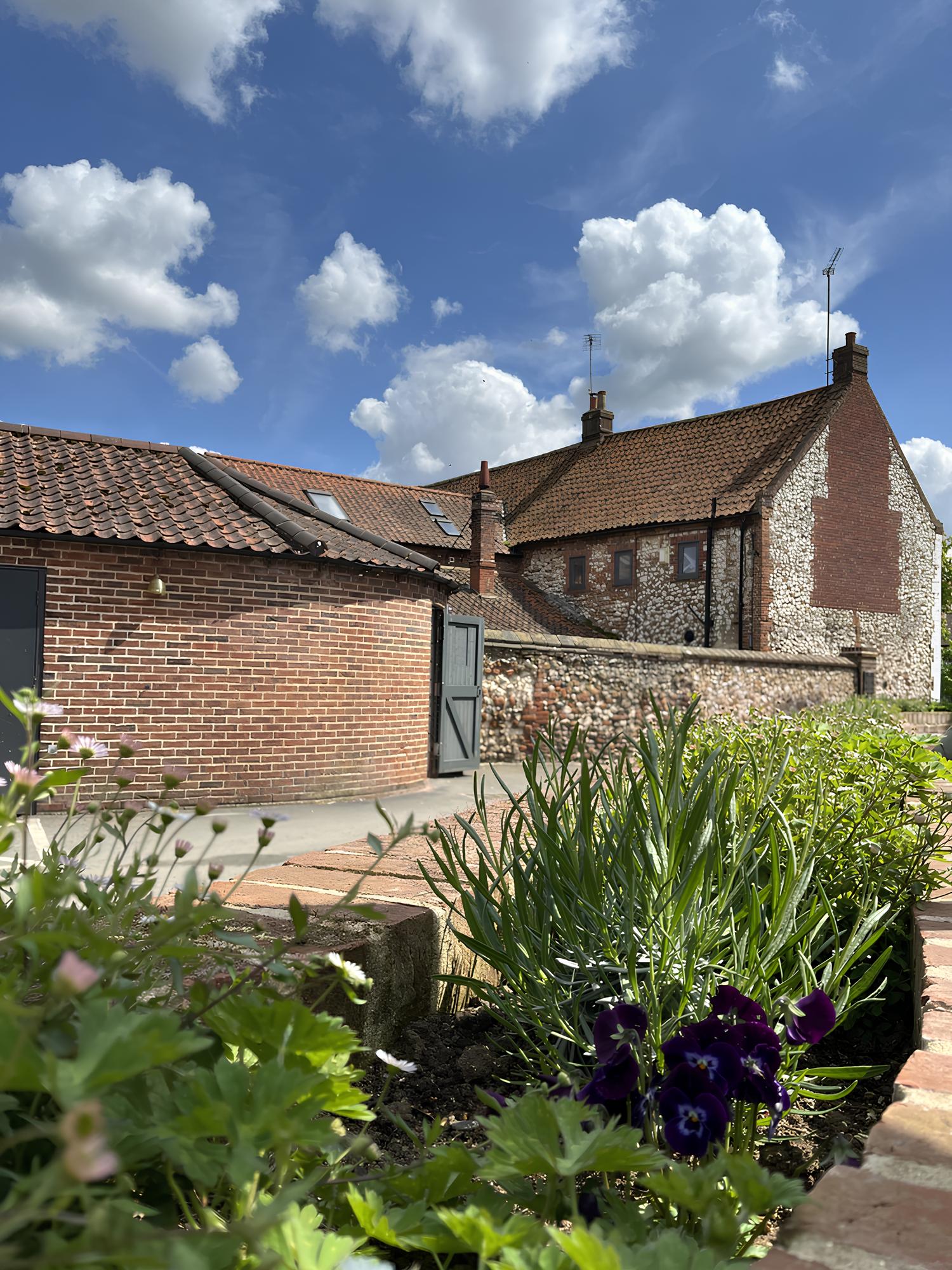 Roofing, Tree Surgery & Repointing Norwich, Great Yarmouth & Lowestoft